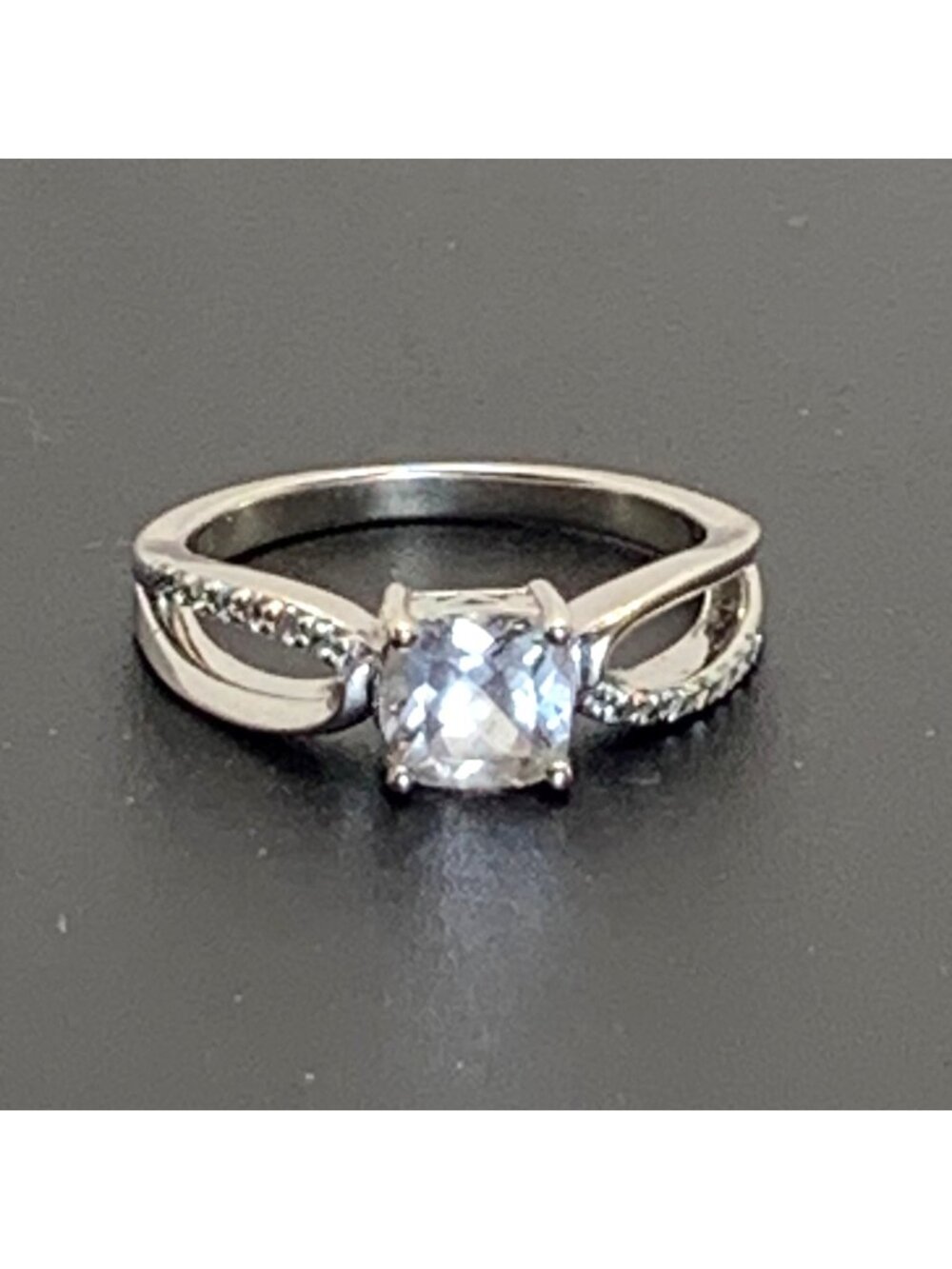 Cushion Cut Cubic Zirconia & Sterling Silver 925 Ring Size 6.75
